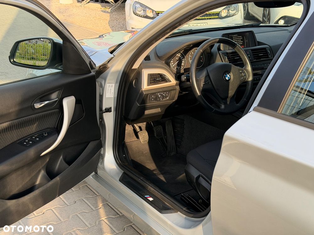 BMW Seria 1 118d - 14