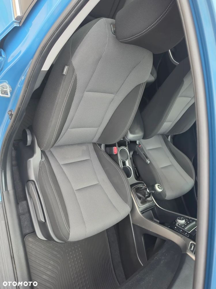 Hyundai i30 blue 1.6 CRDi YES Gold - 20
