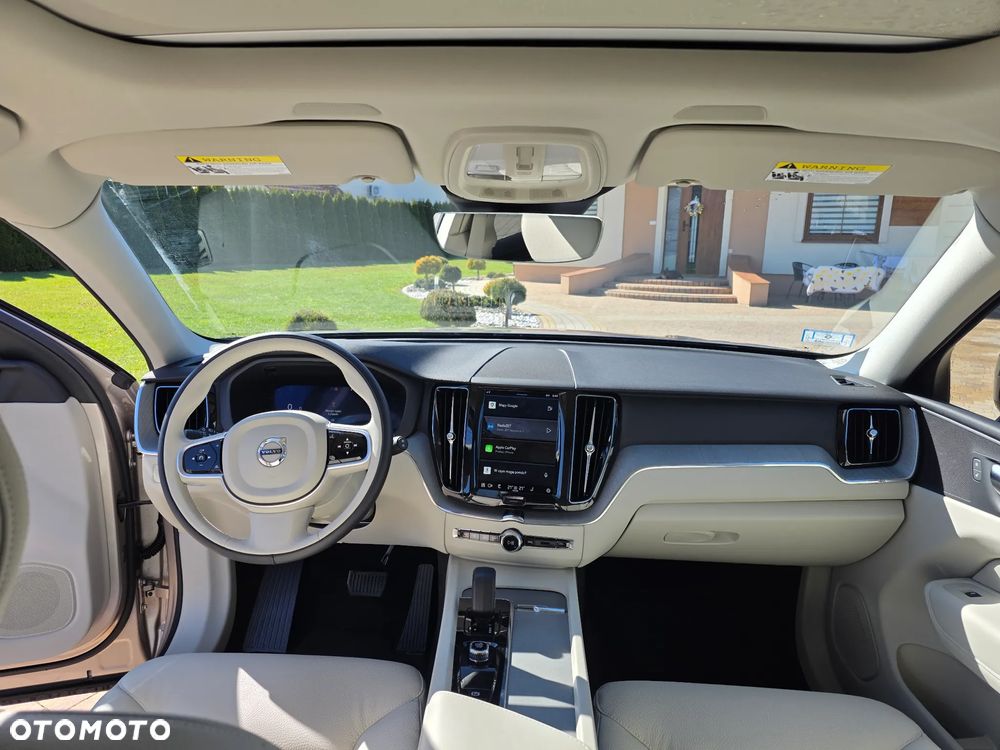 Volvo XC 60 B5 B AWD Ultimate Black Edition - 14