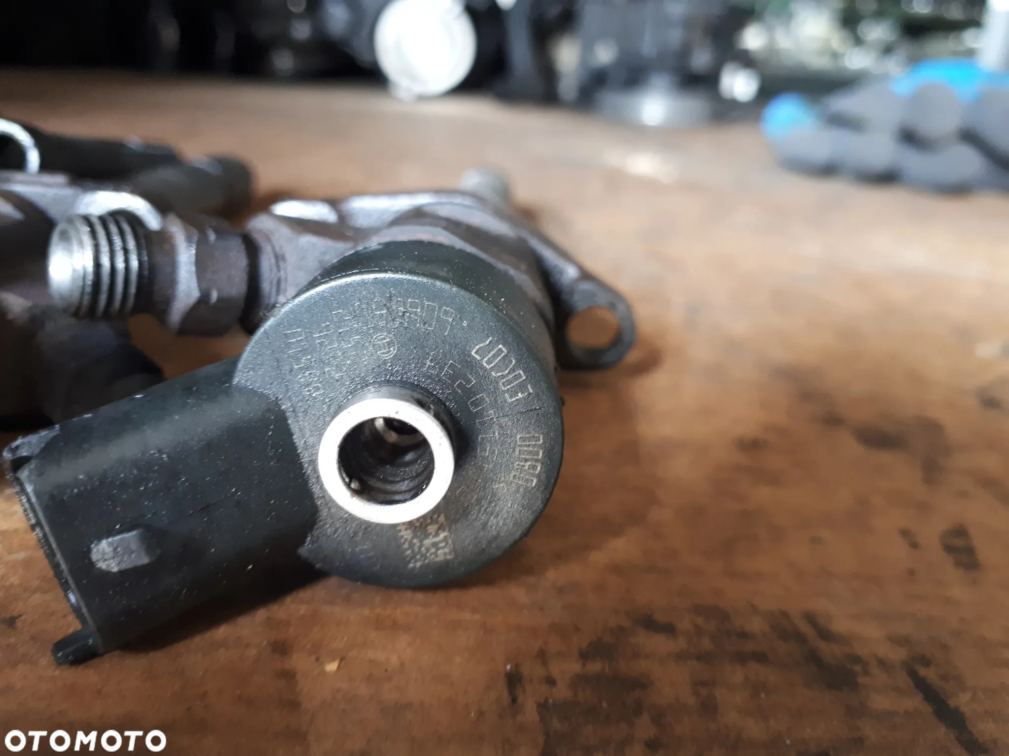 FORD VOLVO MAZDA CITROEN PEUGEOT 1.6 HDI TDCI WTRYSKIWACZ WTRYSK 0445110239 - 2