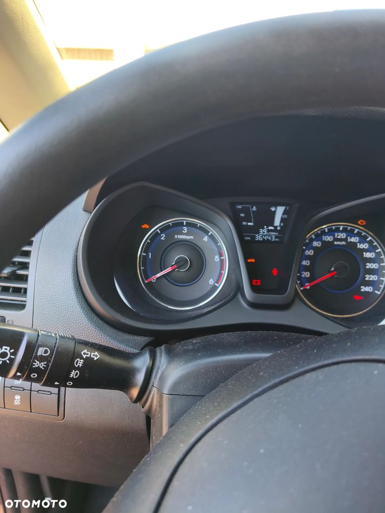 Hyundai ix20 1.4 CRDi BlueDrive Comfort - 6