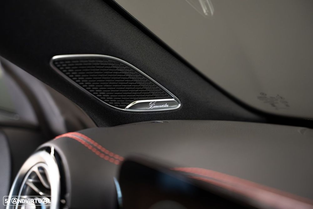 Mercedes-Benz CLA 250 e Shooting Brake AMG Line - 26