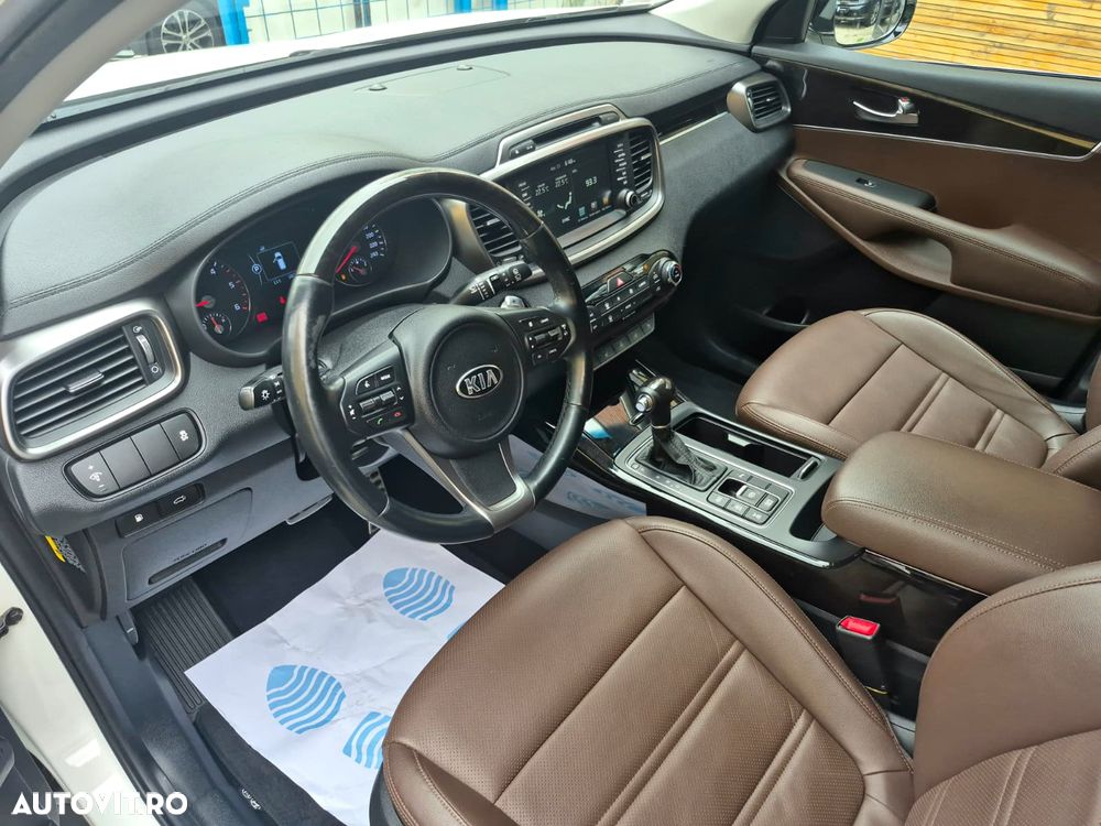 Kia Sorento 2.0 DSL 6AT 4x4 Cosmo - 15