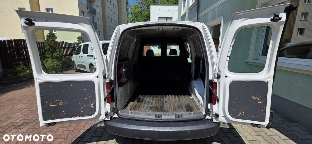 Volkswagen CADDY MAXI - 16