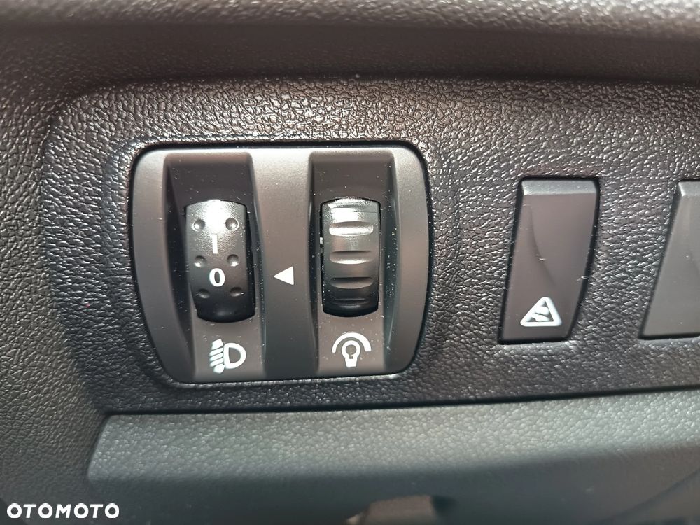 Renault Megane 1.6 16V 100 TomTom Edition - 29