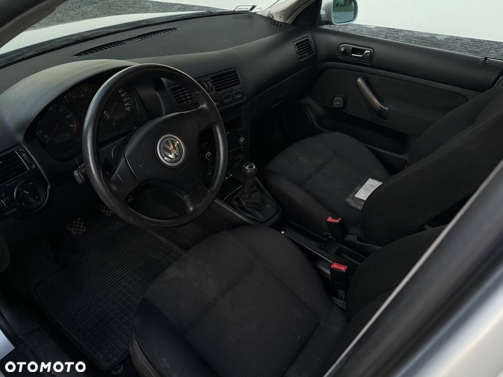 Volkswagen Bora 1.6 Basis - 8