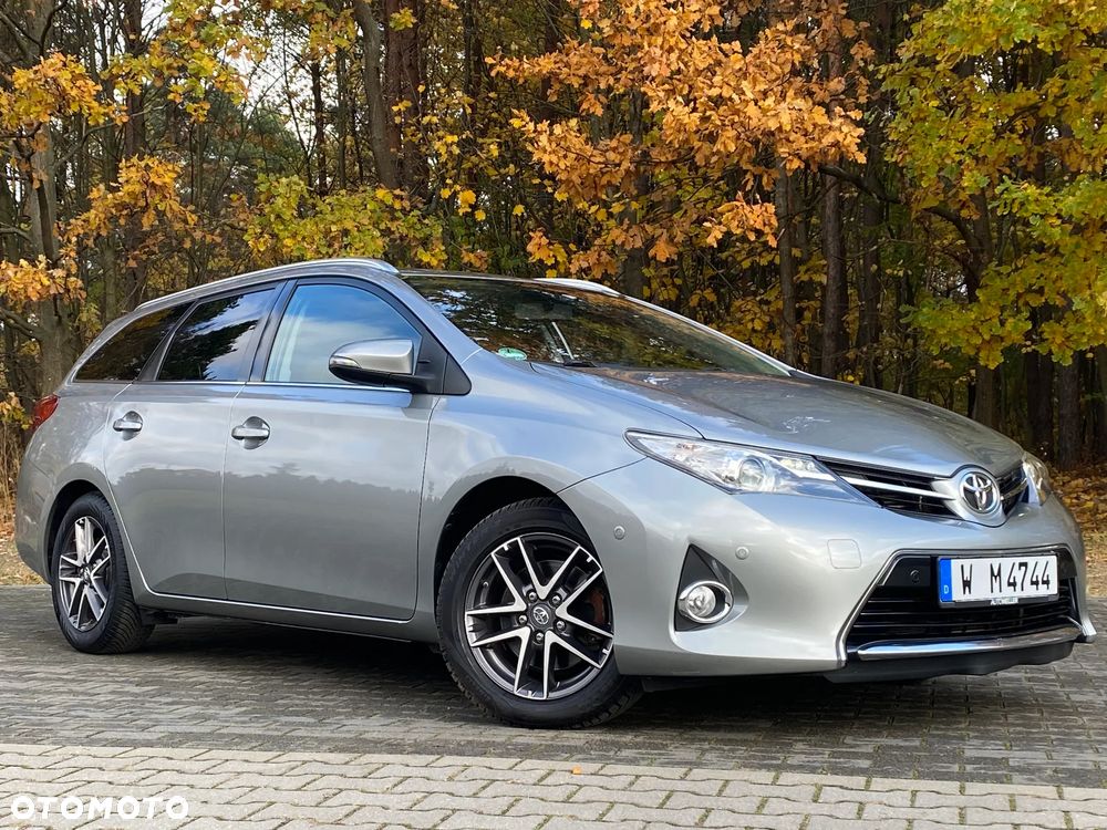 Toyota Auris 2.0 D-4D Executive - 14