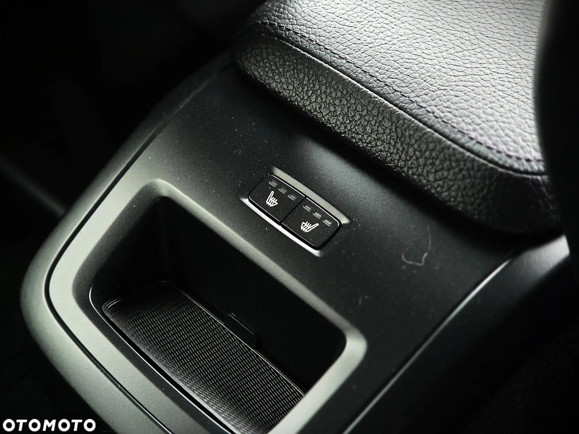 Volvo XC 60 T8 Twin Engine AWD Geartronic RDesign - 16