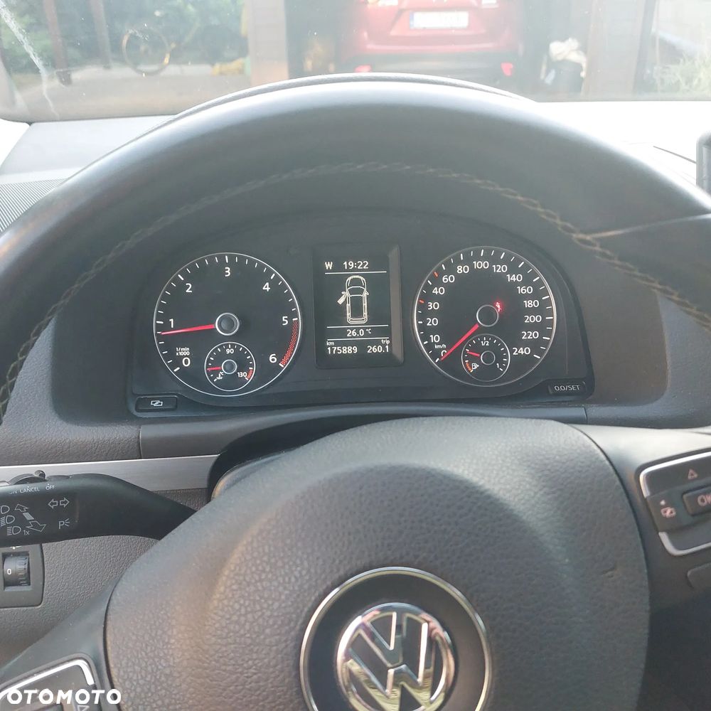 Volkswagen Touran 1.6 TDI DPF Comfortline - 10