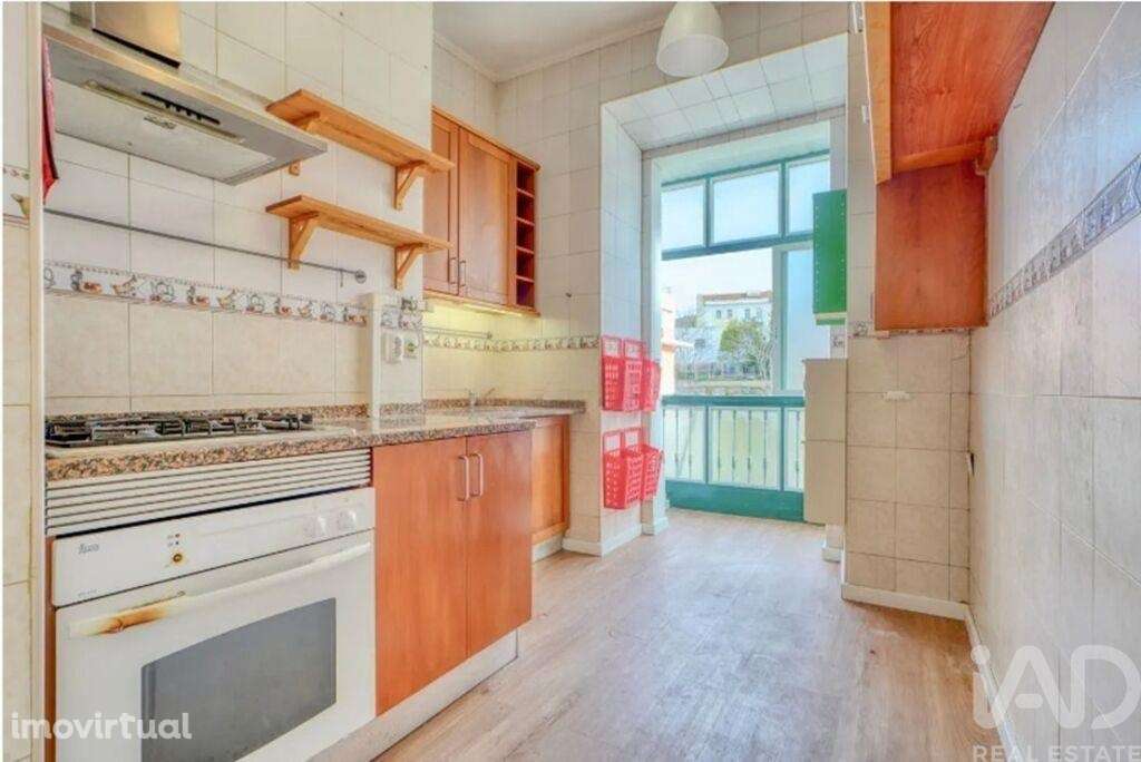 Duplex T5 em Santo António - Grande imagem: 5/17