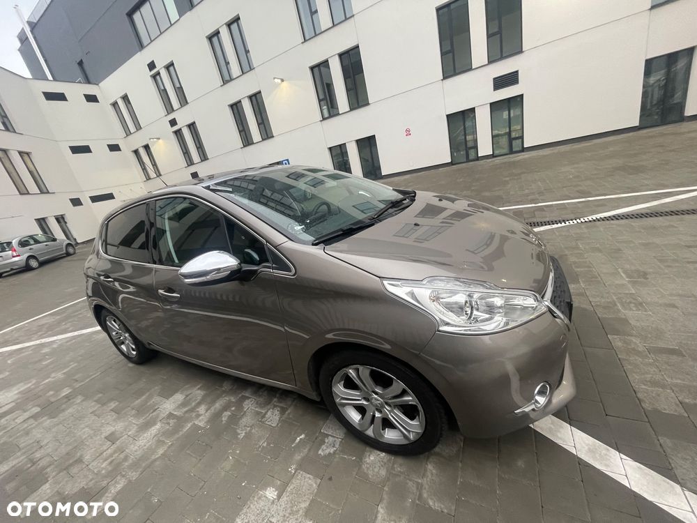 Peugeot 208 82 PureTech Style - 3