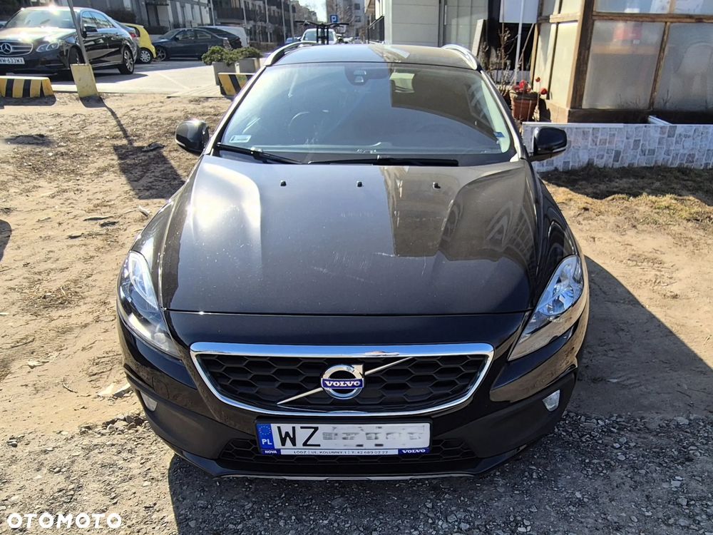 Volvo V40 Cross Country T3 Drive-E Ocean Race - 1