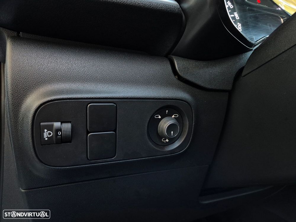 Citroën C3 Pure Tech S&S Live - 26