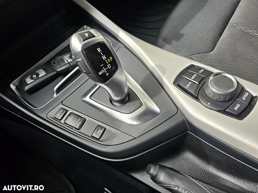 BMW Seria 1 118i Aut. Sport Line - 12