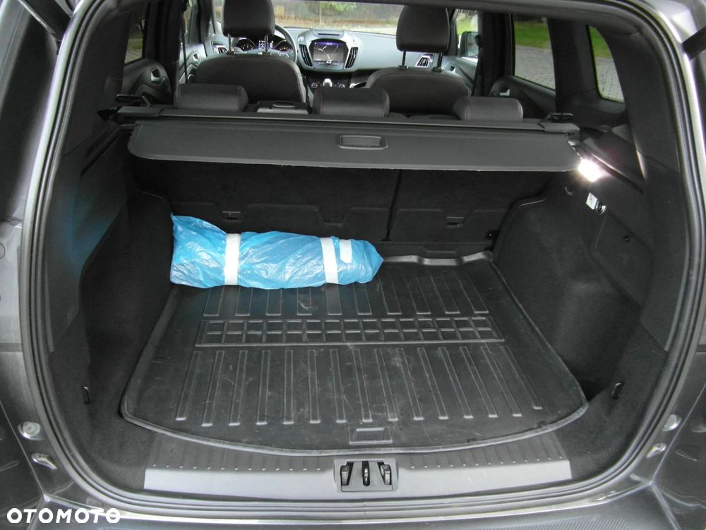 Ford Kuga 2.0 TDCi 4x4 ST-Line - 7