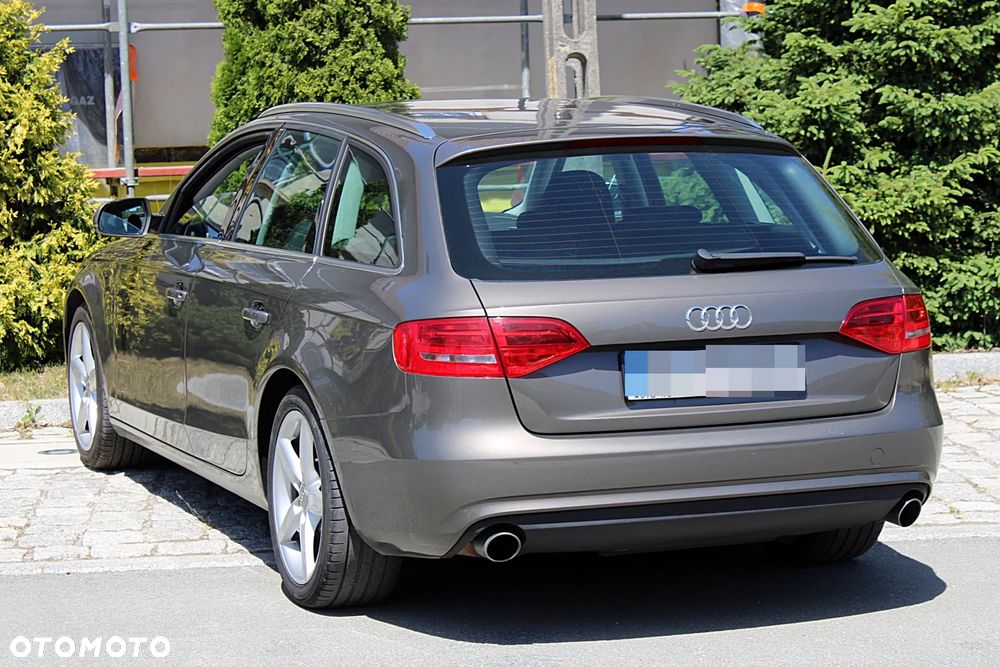 Audi A4 Avant - 8