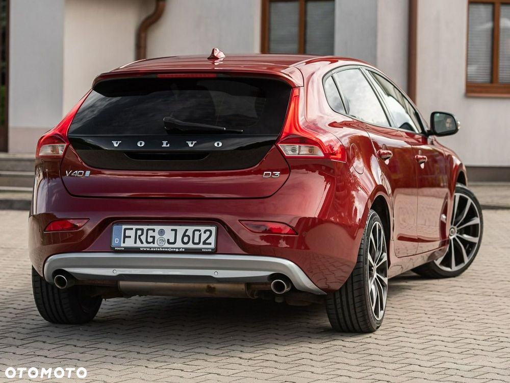 Volvo V40 D4 Kinetic - 3