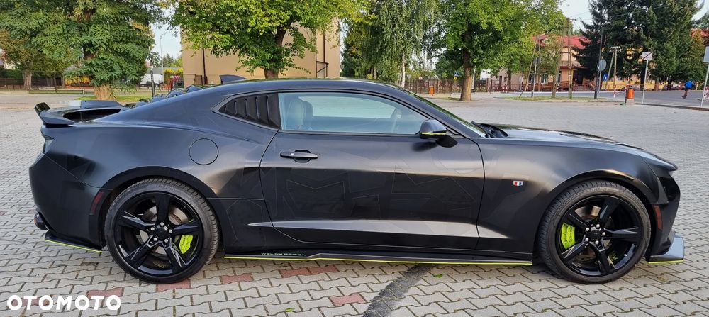 Chevrolet Camaro Coupe 6.2 V8 - 8
