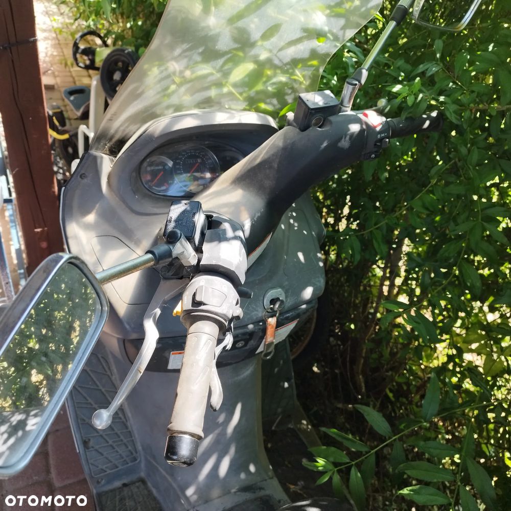 Suzuki Burgman - 2