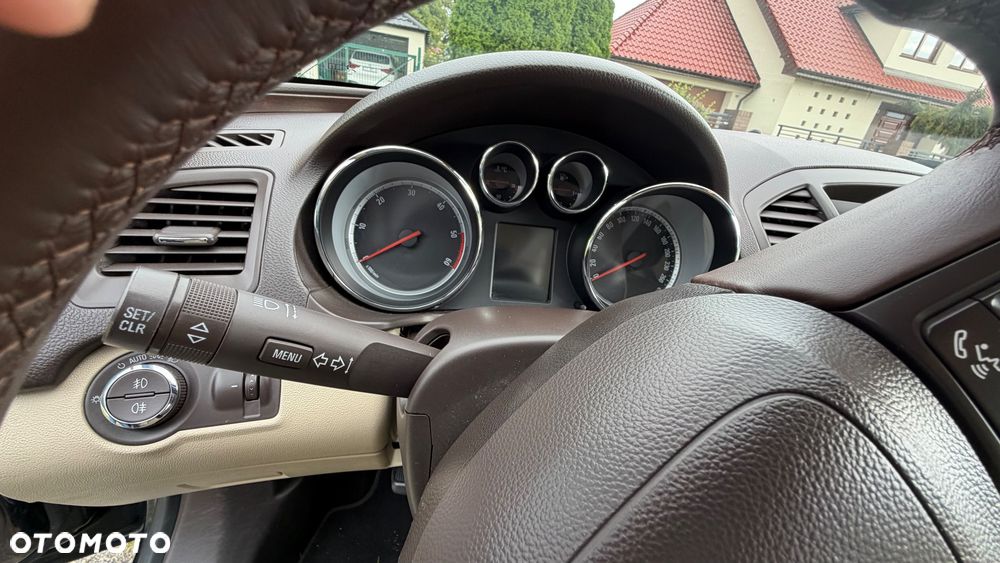 Opel Insignia 2.0 CDTI Cosmo ecoFLEX S&S - 5