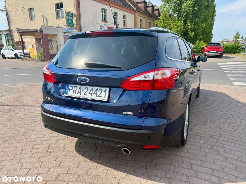 Ford Focus 1.6 EcoBoost Titanium - 24