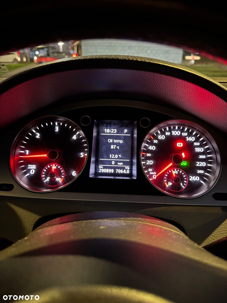 Volkswagen Passat 2.0 TDI Comfortline DSG - 7