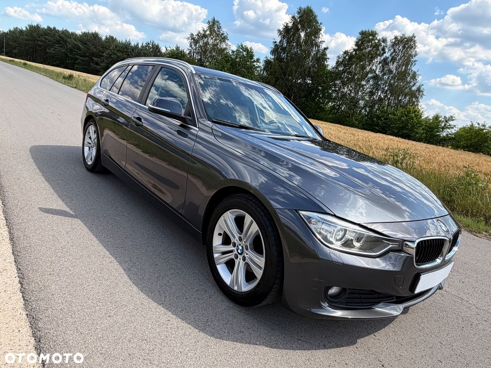 BMW Seria 3 320d Luxury Line - 24