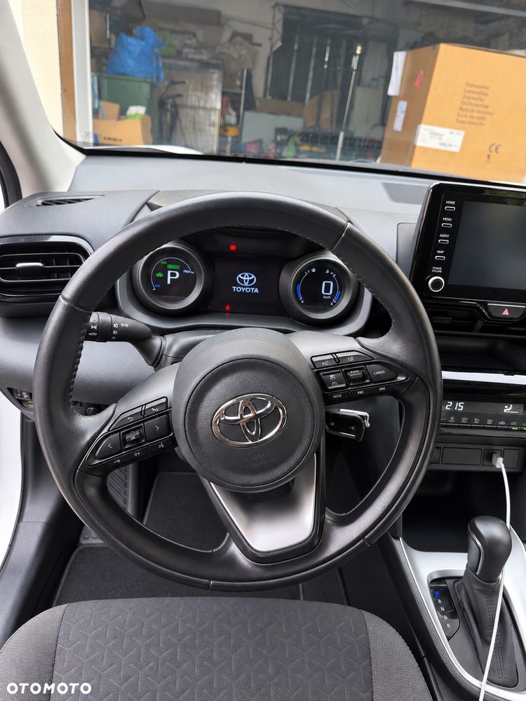Toyota Yaris - 12