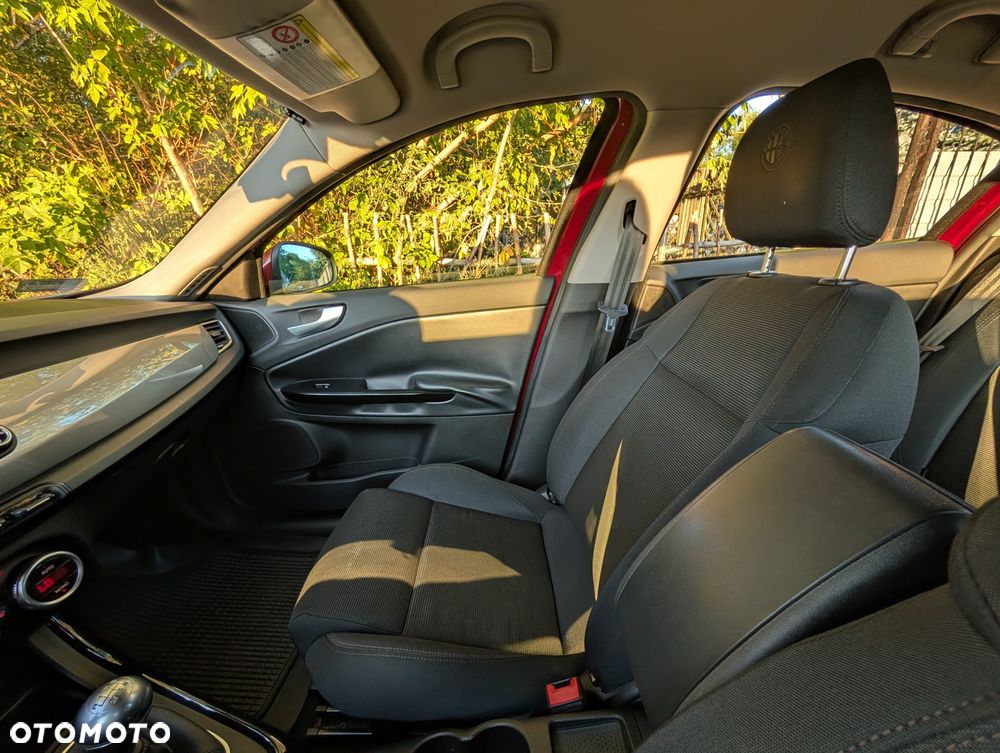 Alfa Romeo Giulietta 1.4 TB Distinctive - 10