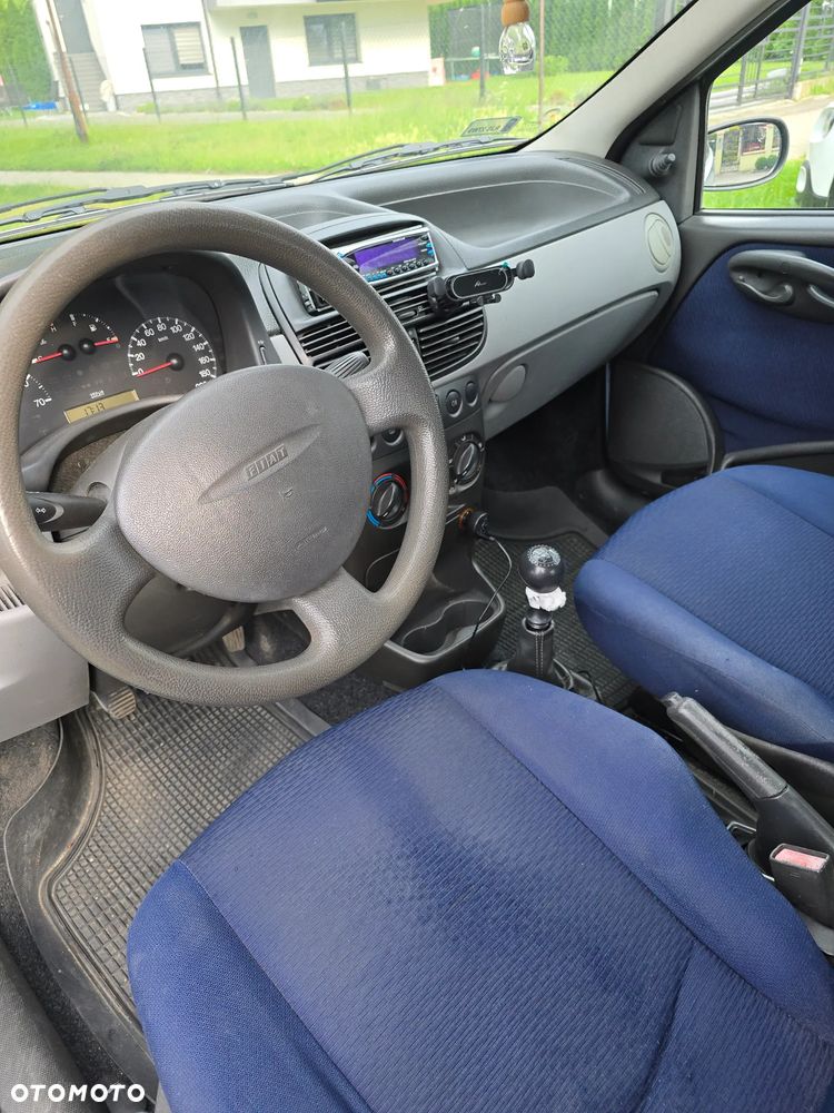 Fiat Punto 1.2 16V Trofeo - 2
