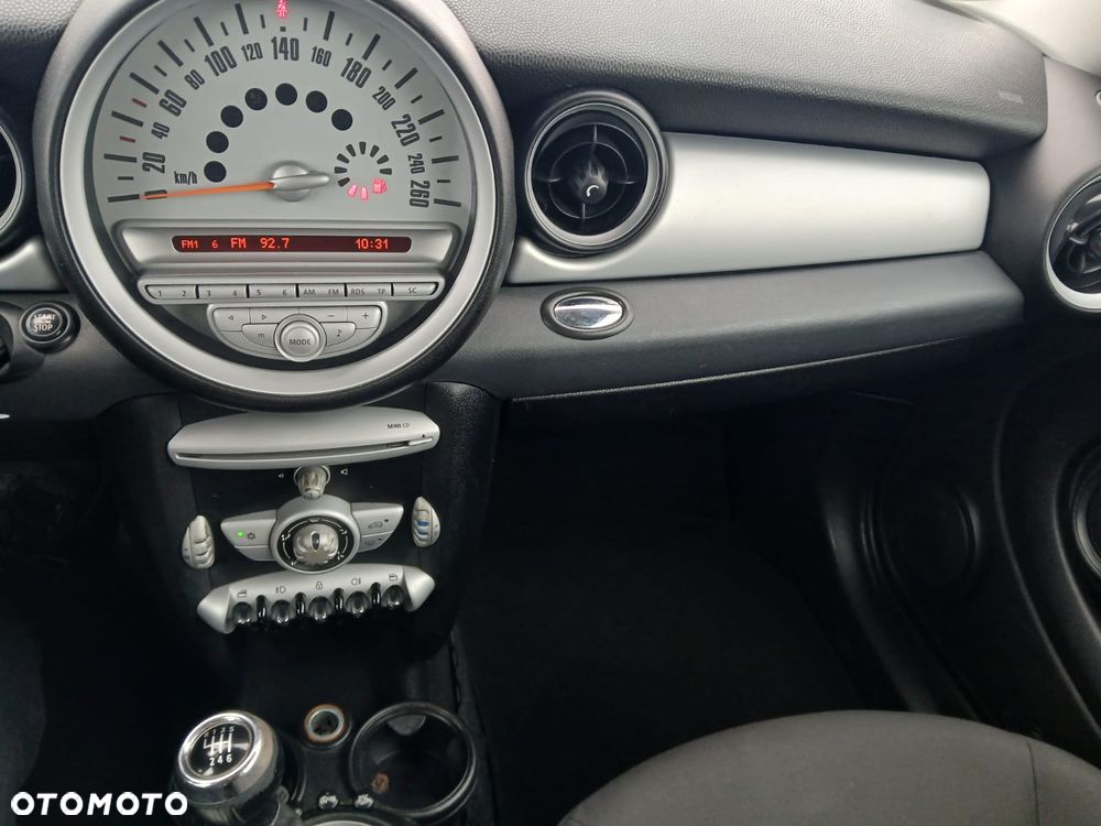 MINI Clubman - 16