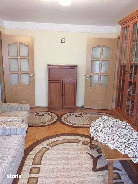 3 camere Micro 14, Buzau — fotografia 1