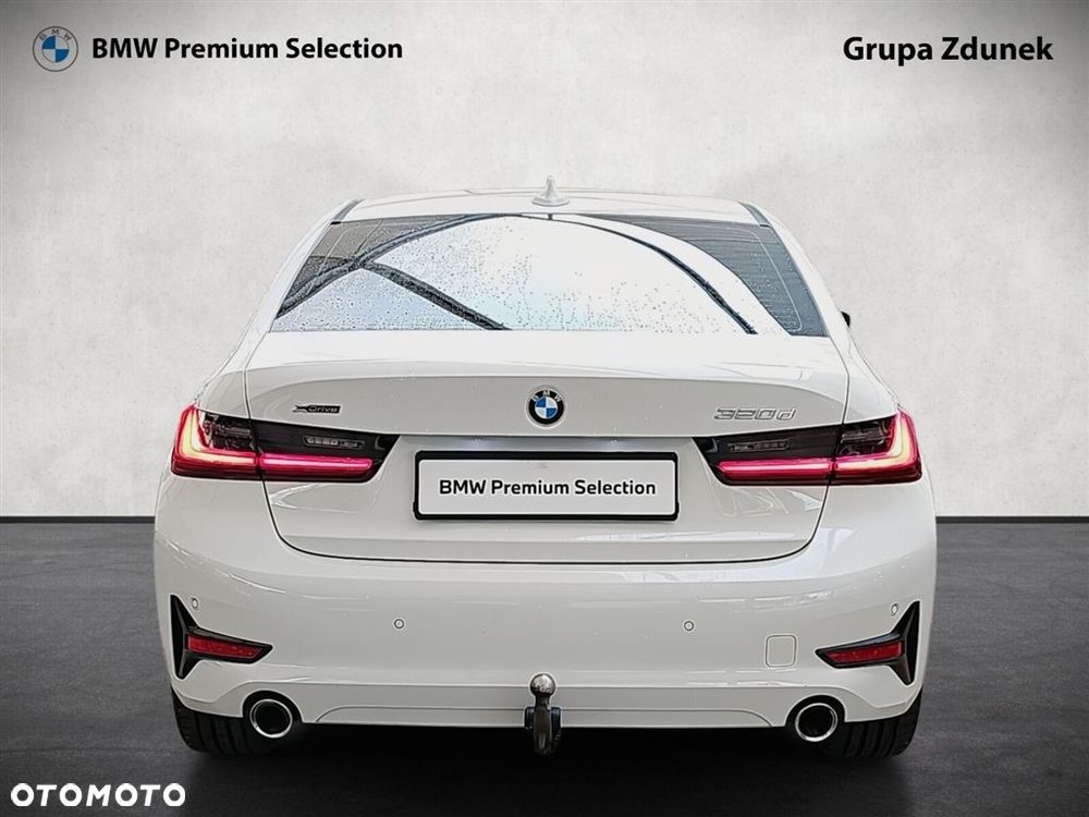 BMW Seria 3 320d xDrive - 10