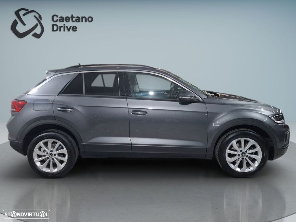 VW T-Roc 1.5 TSI Urban DSG - 9