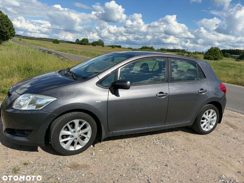 Toyota Auris 1.4 D-4D 2010 - 3