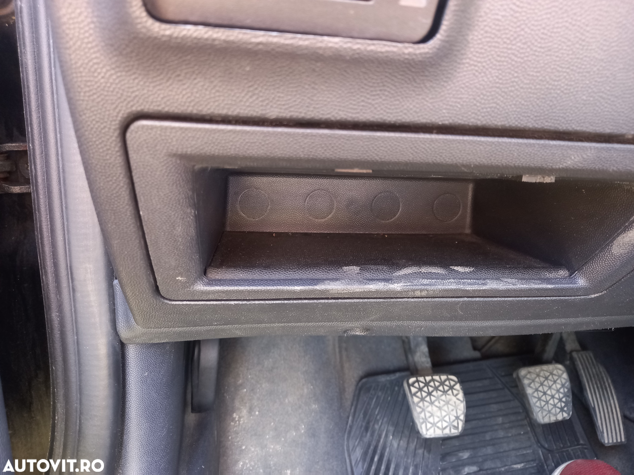 Dezmembrari  Opel CORSA C  2000  > 2009 1.2 Twinport Benzina - 32