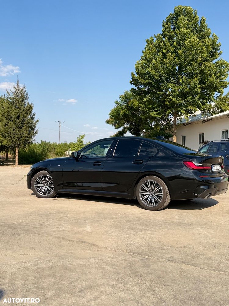 BMW Seria 3 320d xDrive Aut. M Sport - 11