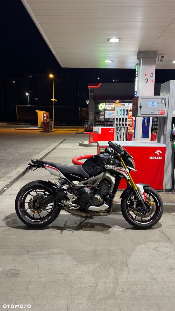 Yamaha MT - 18