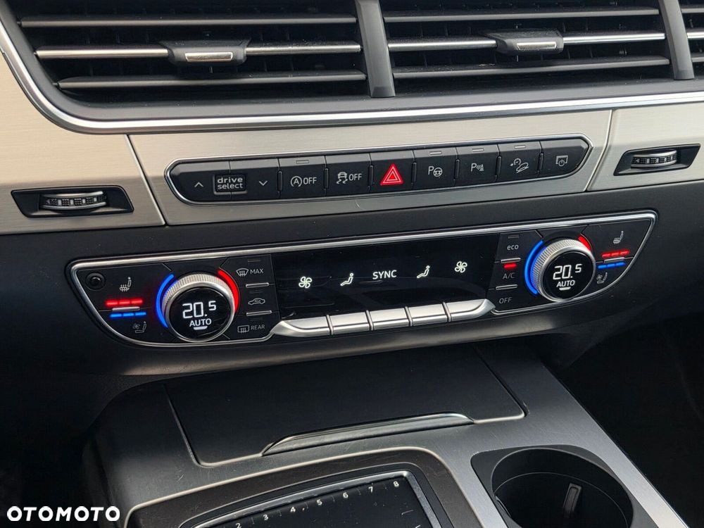 Audi Q7 - 40
