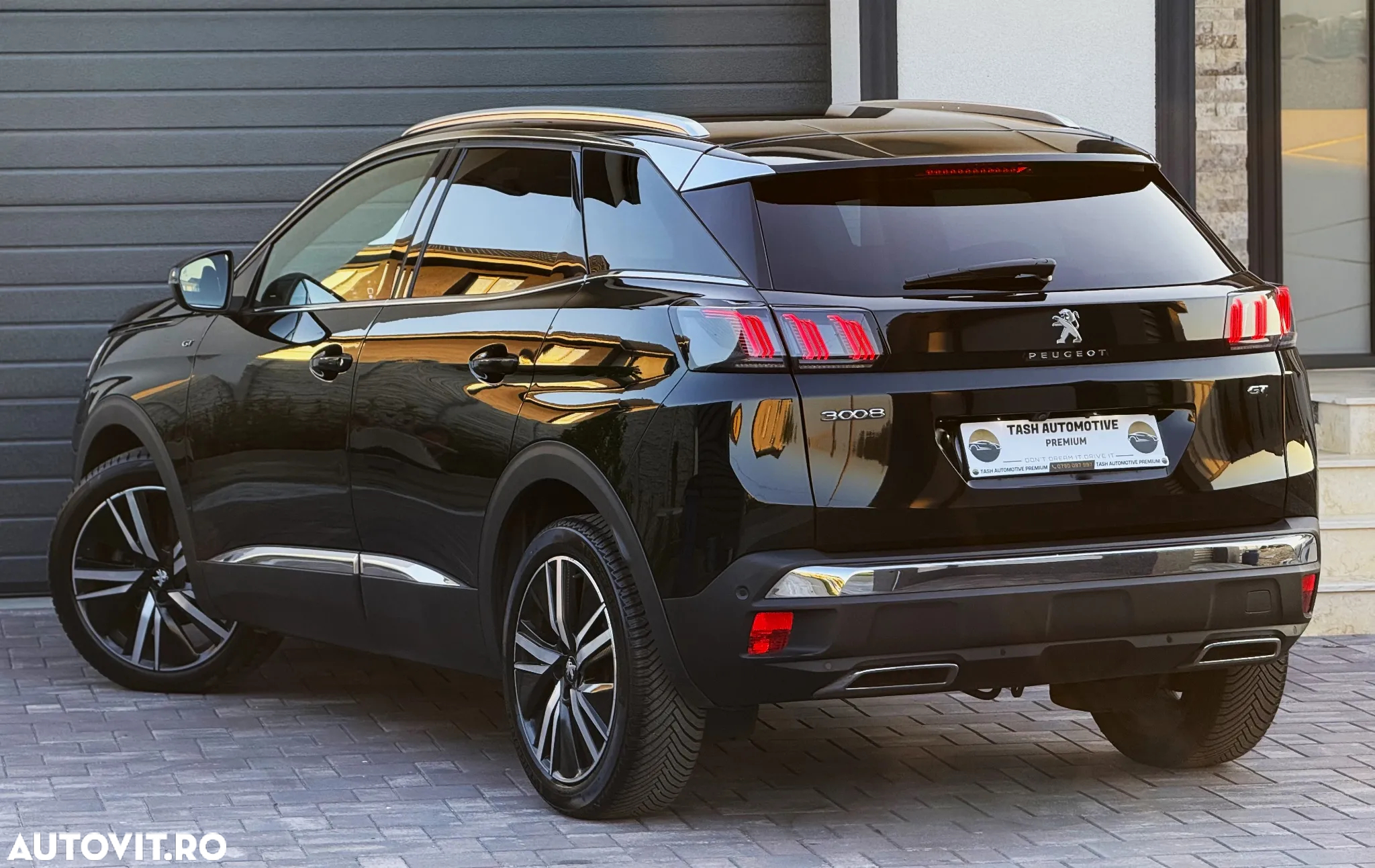 Peugeot 3008 PureTech 130 Stop & Start GPF EAT8 GT - 4