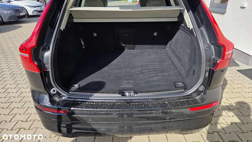 Volvo XC 60 B5 B AWD Core - 20