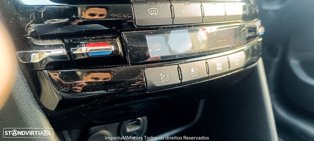 Peugeot 2008 PureTech 130 Stop&Start GT-Line Edition - 17