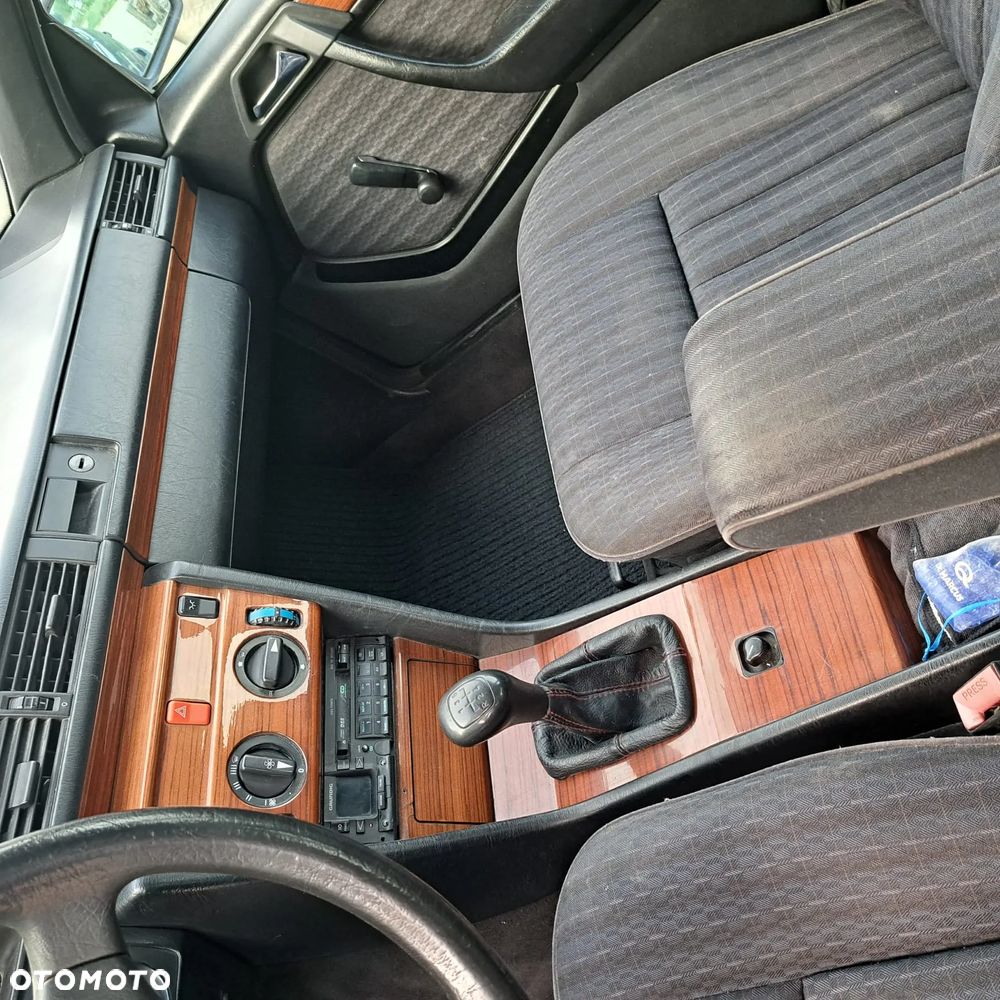 Mercedes-Benz W124 (1984-1993) - 6