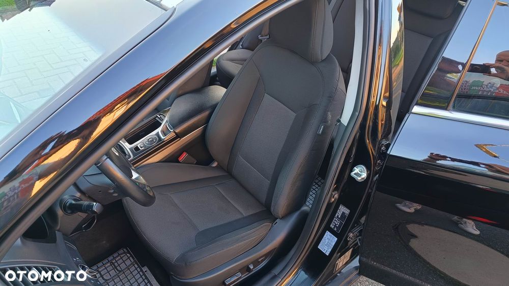 Hyundai i40 1.6 GDI Comfort + - 12