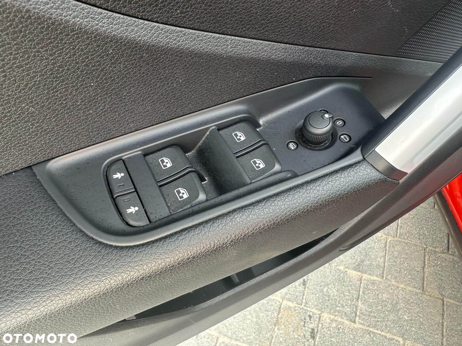 Audi Q2 1.6 TDI S tronic design - 17