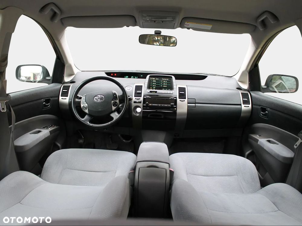 Toyota Prius 1.5 VVT-i Sol (nav) - 9