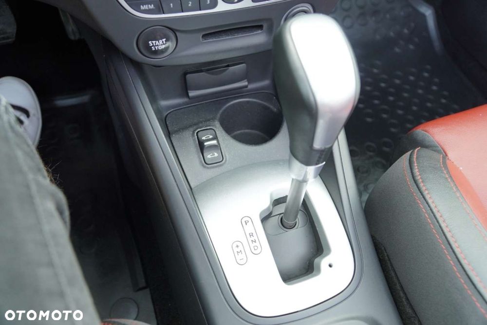 Renault Megane 2.0 16V Dynamique CVT - 15