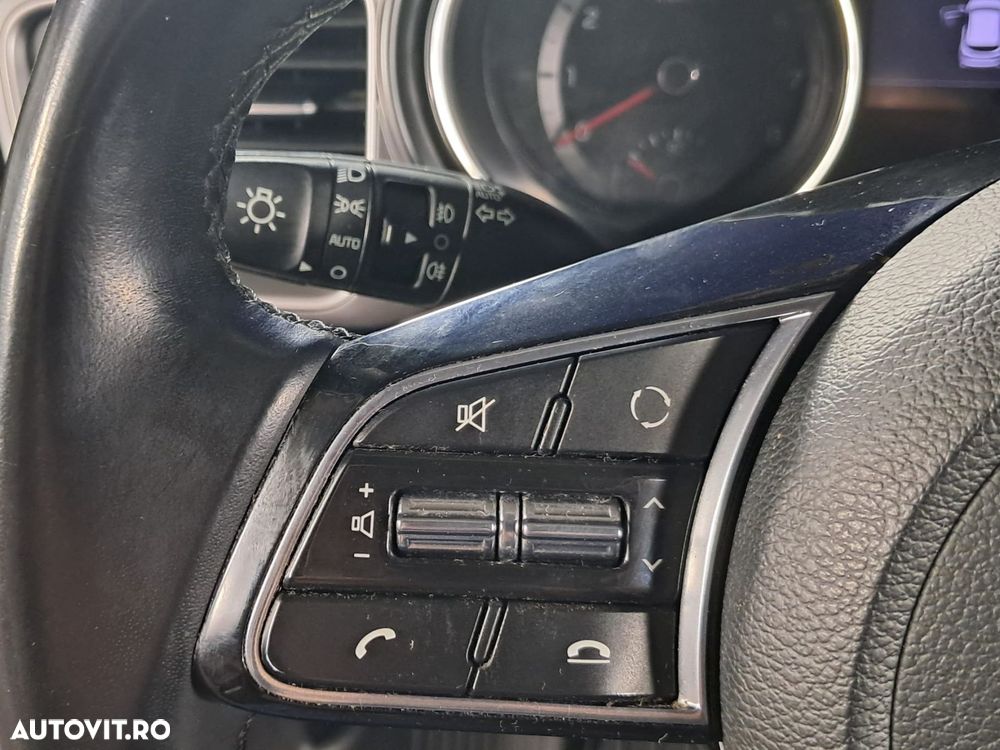 Kia Ceed - 19