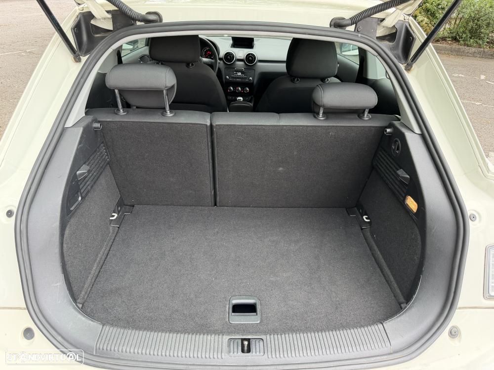 Audi A1 1.6 TDI Ambition - 23