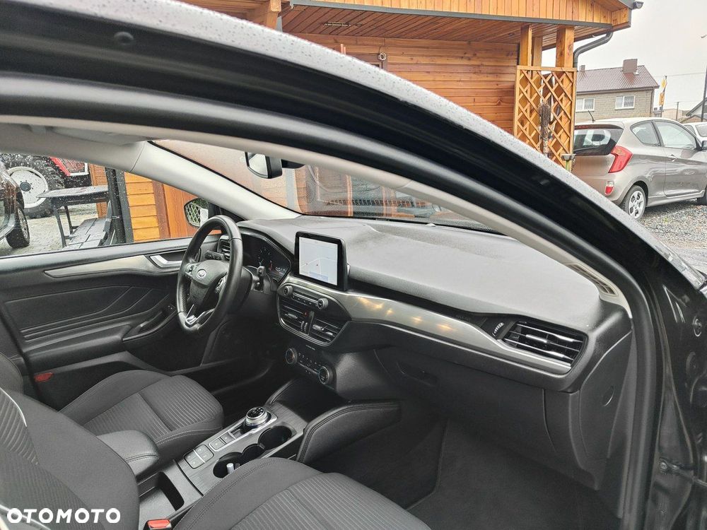 Ford Focus 1.5 EcoBlue Start-Stopp-System TITANIUM STYLE - 22